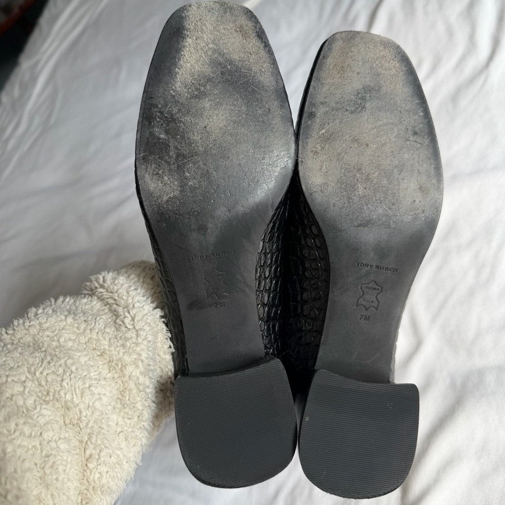 Tory Burch "Georgia" Pump Black Croc-Embossed Leather Pump Heel 7 Women's - Picture 13 of 16